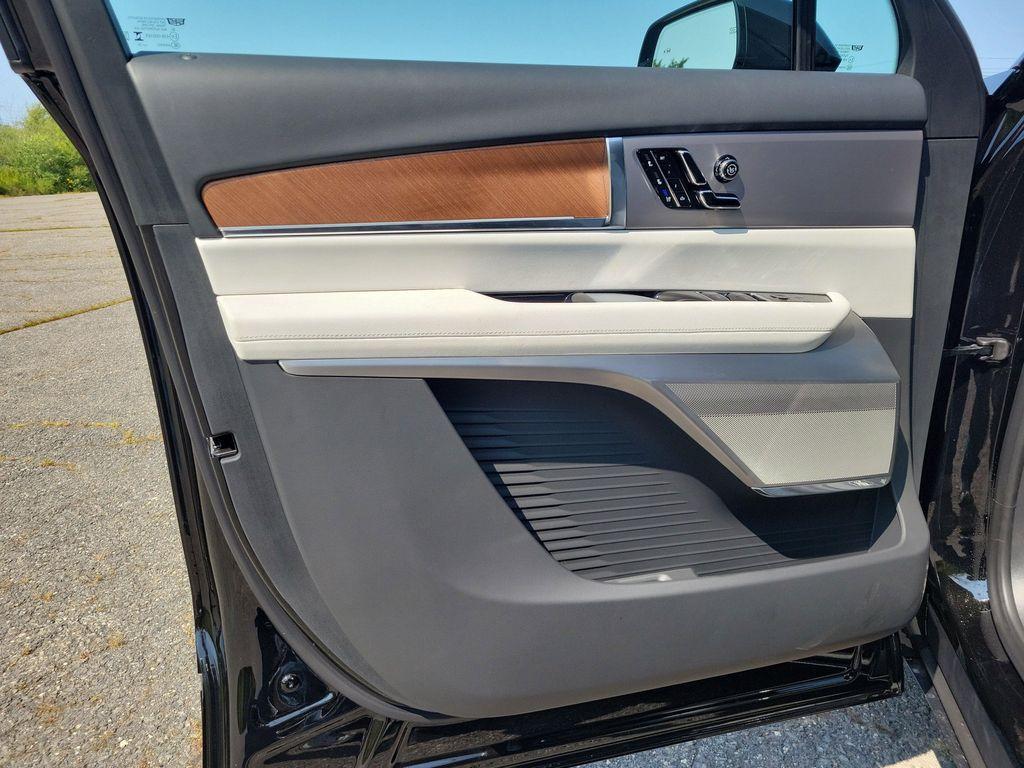 new 2026 Cadillac VISTIQ car, priced at $81,410