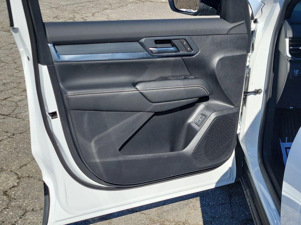 new 2026 GMC Terrain car, priced at $39,130