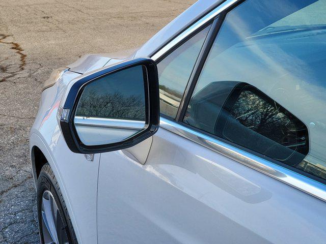 used 2025 Cadillac XT5 car, priced at $43,985