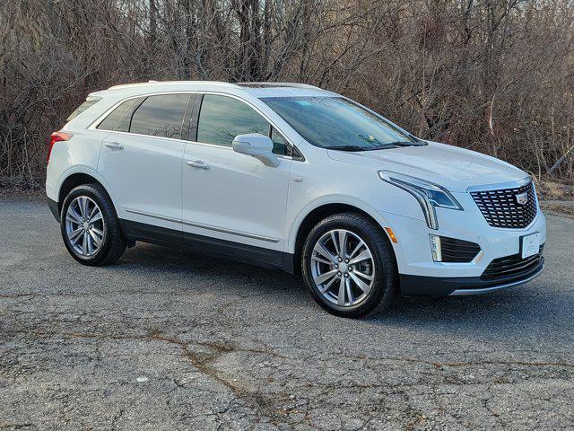 used 2025 Cadillac XT5 car, priced at $43,985
