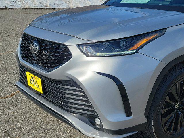used 2023 Toyota Highlander car, priced at $35,981