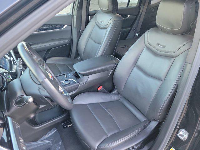 used 2025 Cadillac XT6 car, priced at $45,985