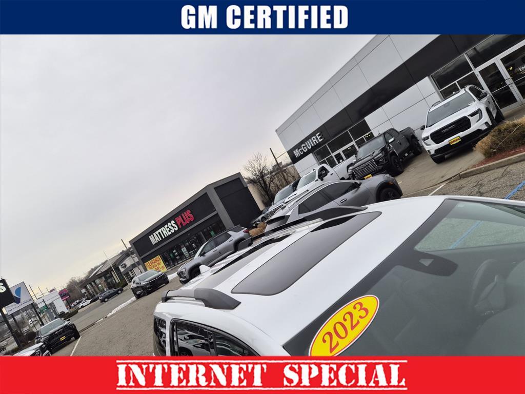 used 2023 GMC Acadia car, priced at $33,500