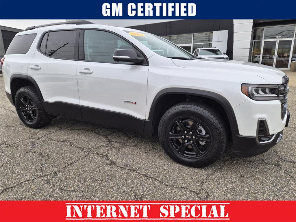 used 2023 GMC Acadia car, priced at $33,500