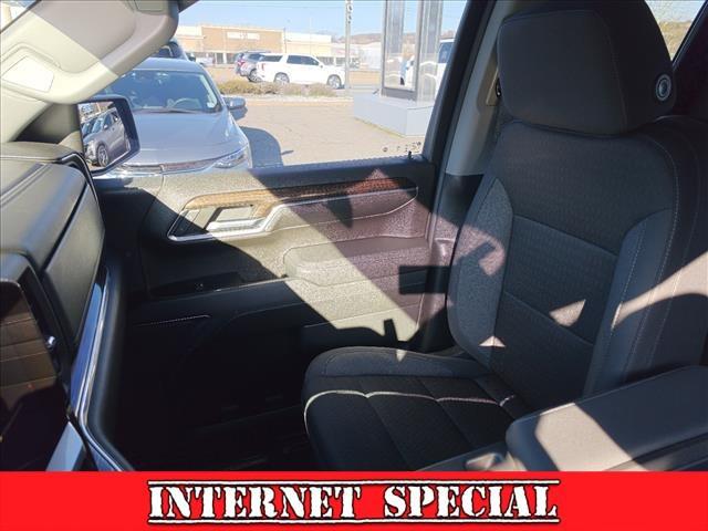 used 2023 GMC Sierra 1500 car, priced at $40,550