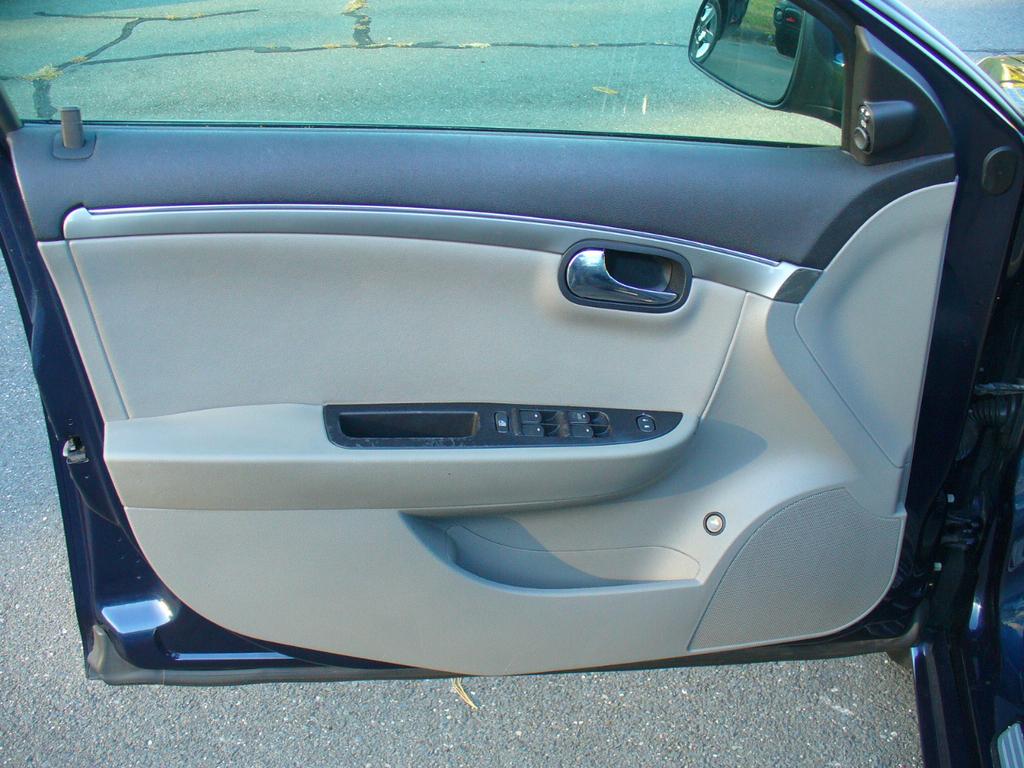 used 2008 Saturn Aura car, priced at $5,950