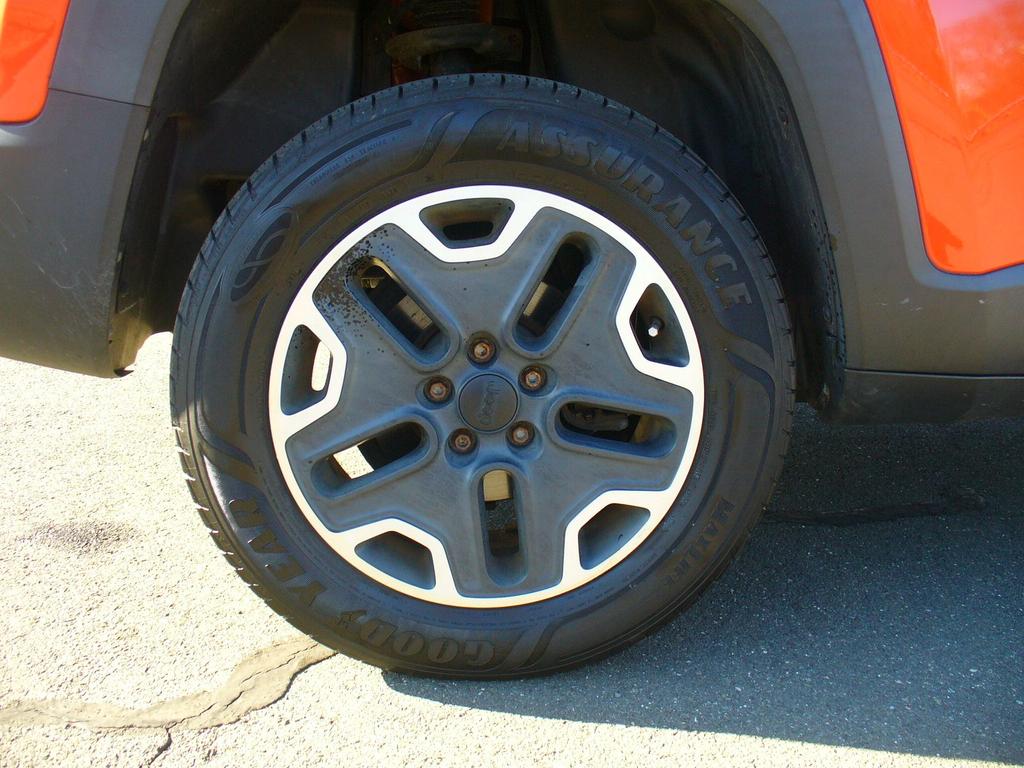 used 2015 Jeep Renegade car, priced at $12,900