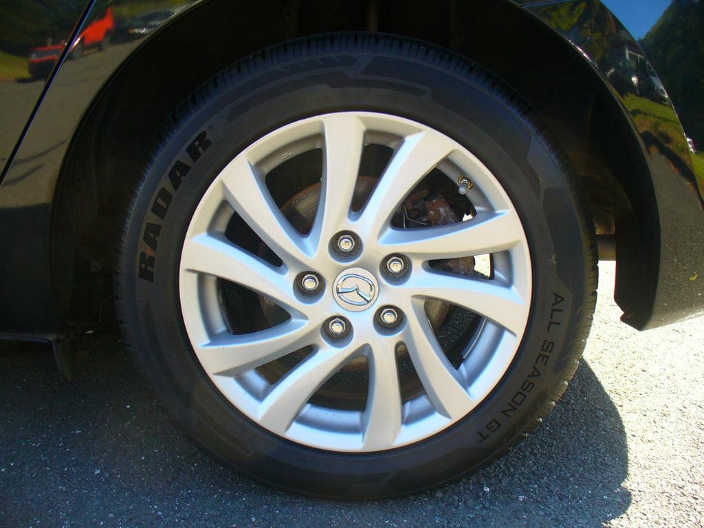 used 2012 Mazda Mazda3 car, priced at $8,950