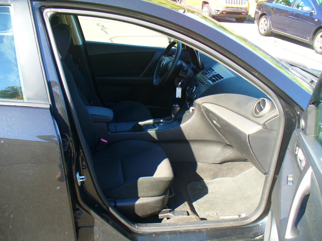 used 2012 Mazda Mazda3 car, priced at $8,950
