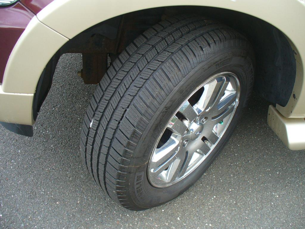 used 2007 Ford Explorer car, priced at $7,950