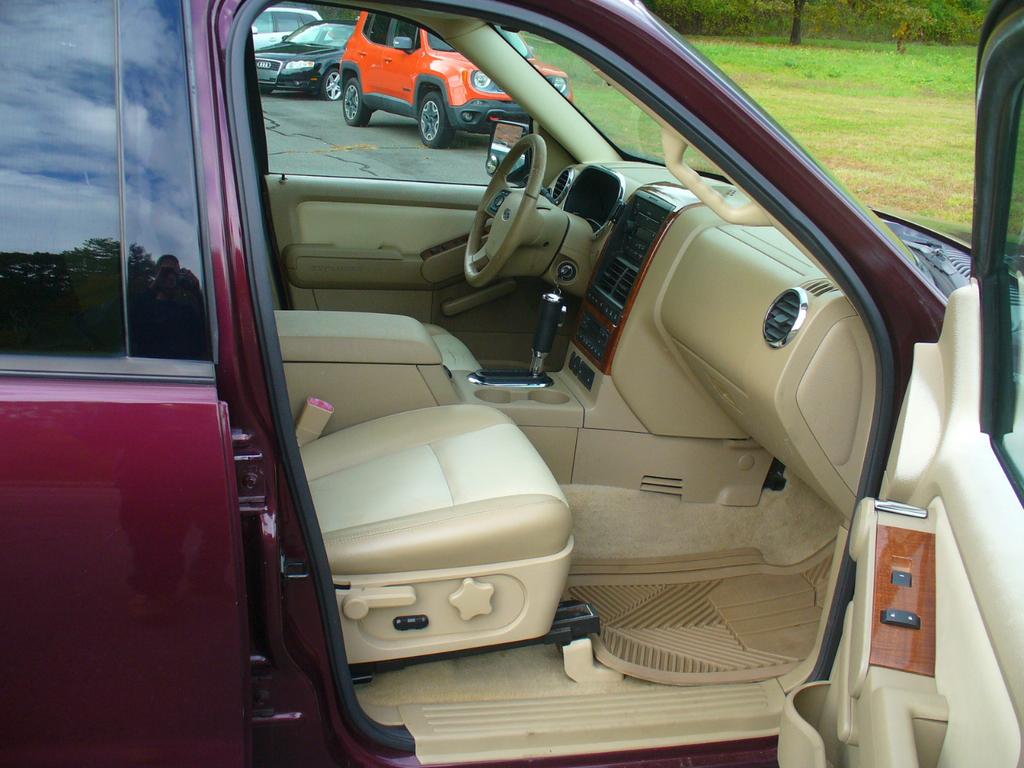 used 2007 Ford Explorer car, priced at $7,950