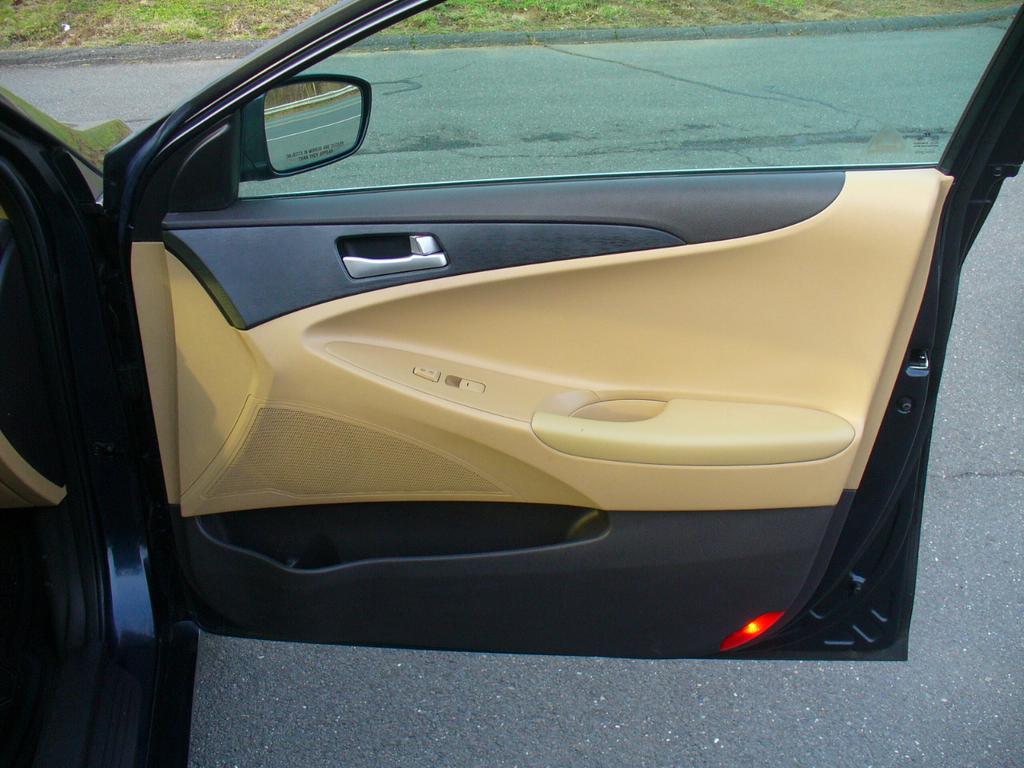 used 2013 Hyundai Sonata car, priced at $6,450