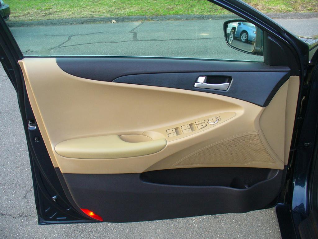 used 2013 Hyundai Sonata car, priced at $6,450