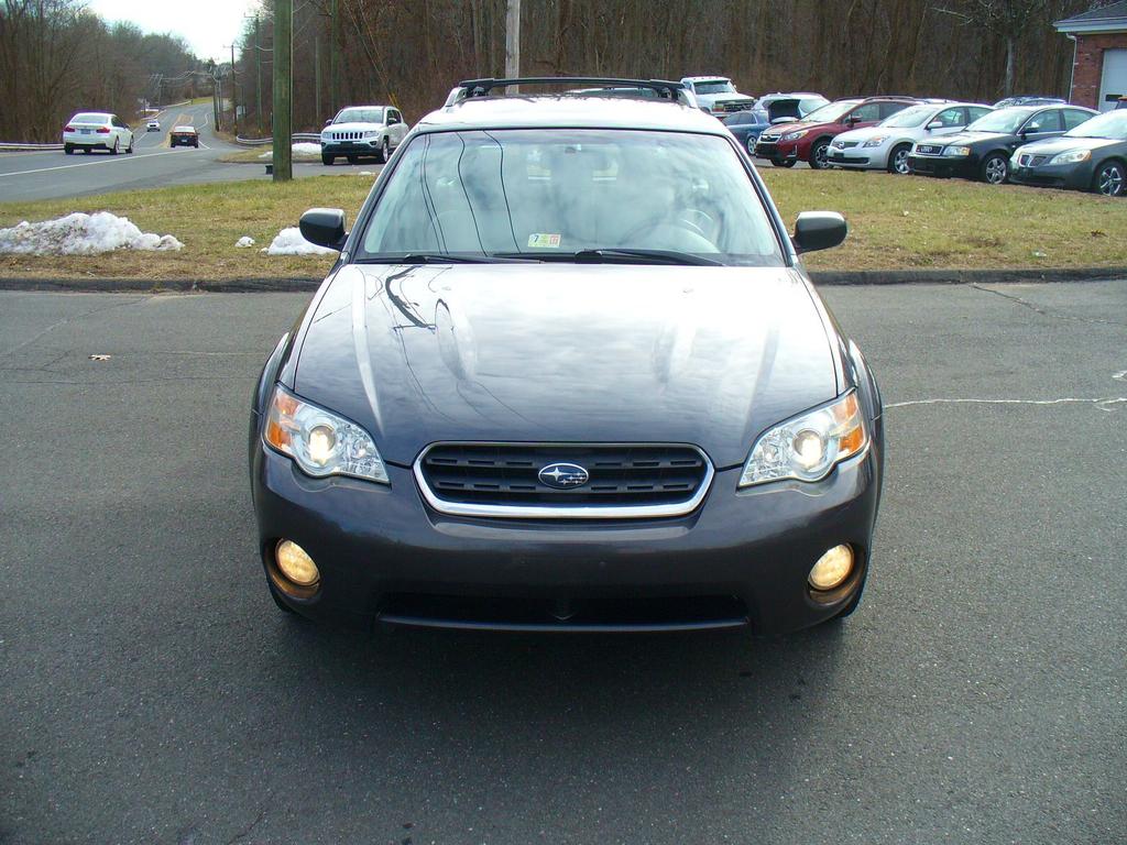 used 2007 Subaru Legacy car, priced at $6,950
