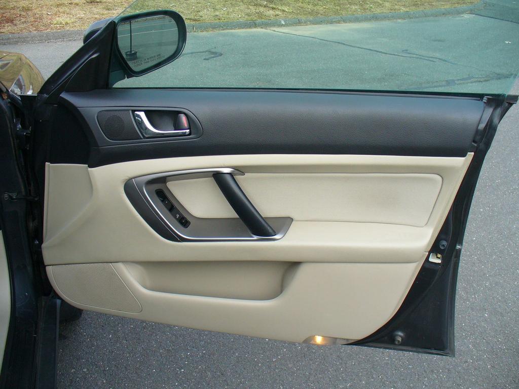 used 2007 Subaru Legacy car, priced at $6,950