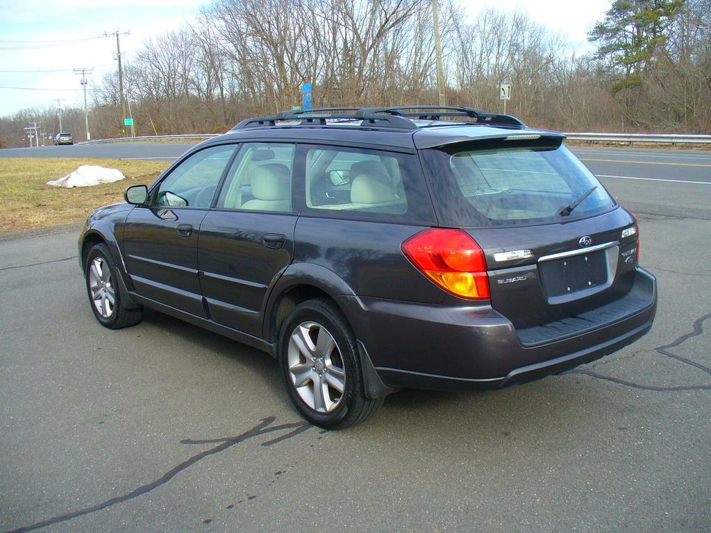used 2007 Subaru Legacy car, priced at $6,950
