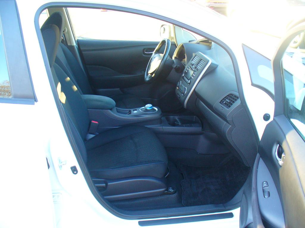 used 2015 Nissan Leaf car, priced at $7,650