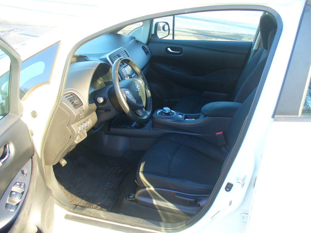 used 2015 Nissan Leaf car, priced at $7,650