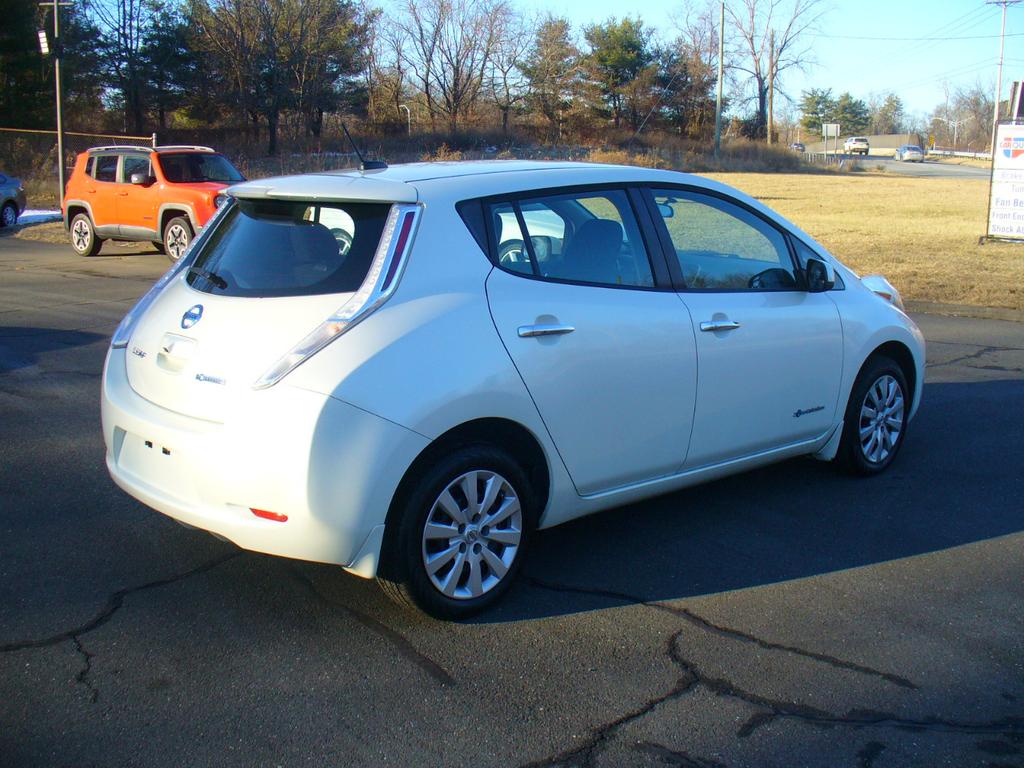 used 2015 Nissan Leaf car, priced at $7,650