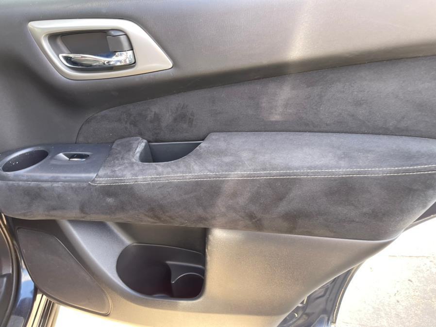 used 2015 Nissan Pathfinder car, priced at $11,899