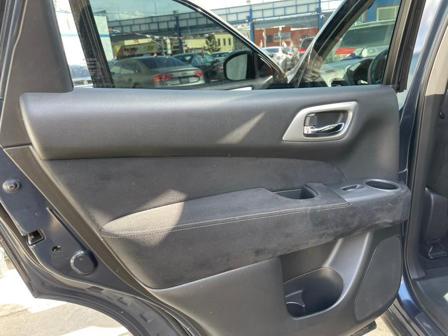 used 2015 Nissan Pathfinder car, priced at $11,899