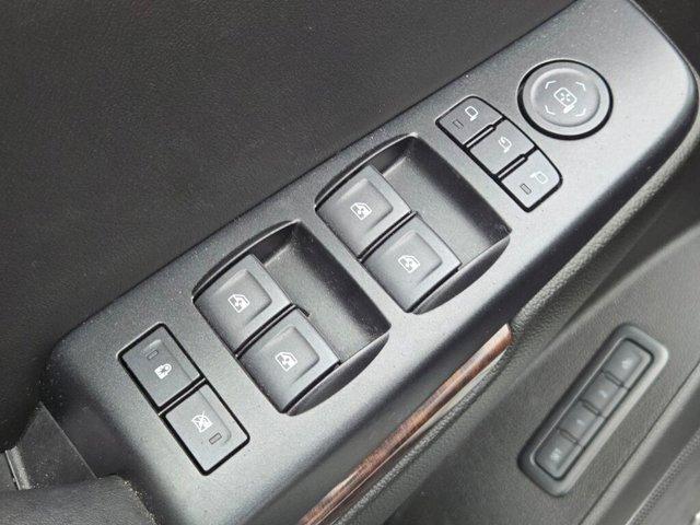 used 2020 GMC Yukon XL car, priced at $31,807