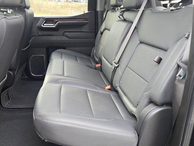 used 2025 GMC Sierra 1500 car, priced at $43,000