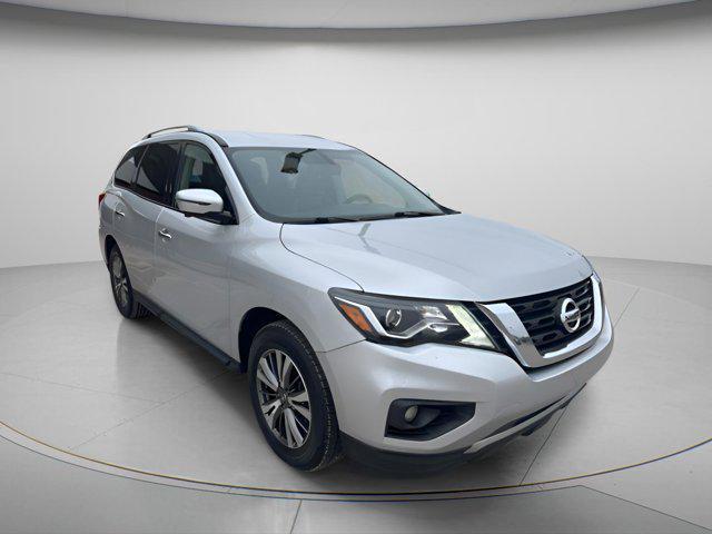 used 2019 Nissan Pathfinder car, priced at $14,975