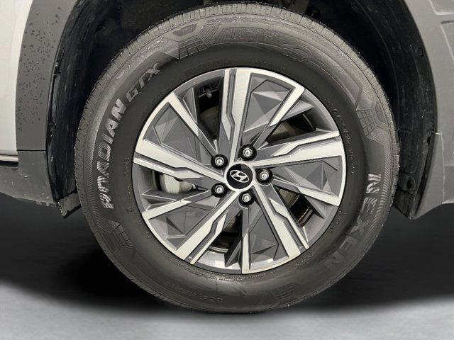 used 2024 Hyundai TUCSON Hybrid car, priced at $24,237