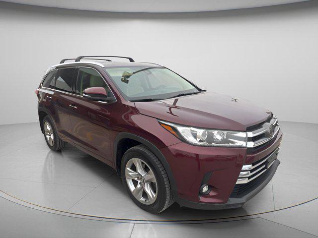 used 2019 Toyota Highlander car, priced at $23,449