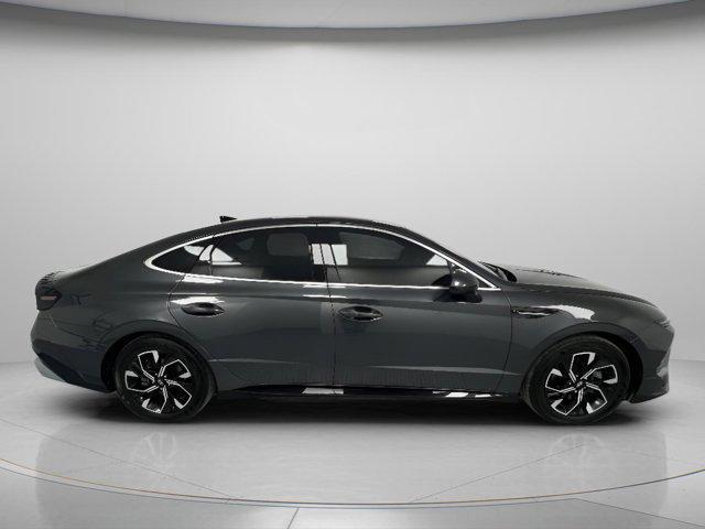 used 2025 Hyundai Sonata car, priced at $27,995