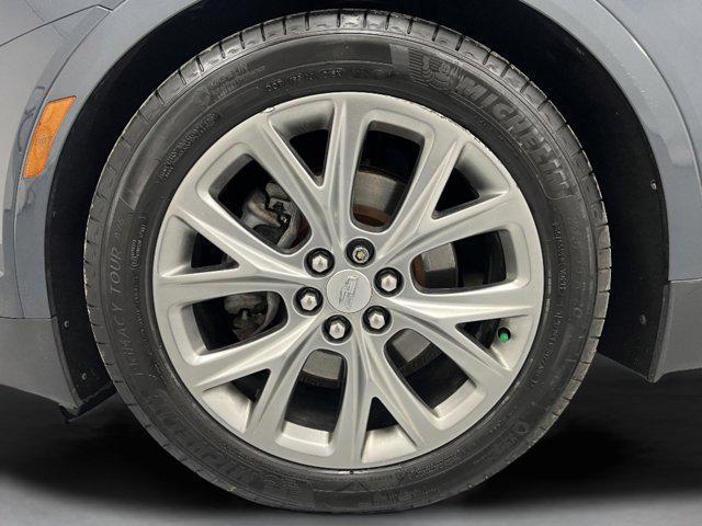 used 2021 Cadillac XT5 car, priced at $23,837