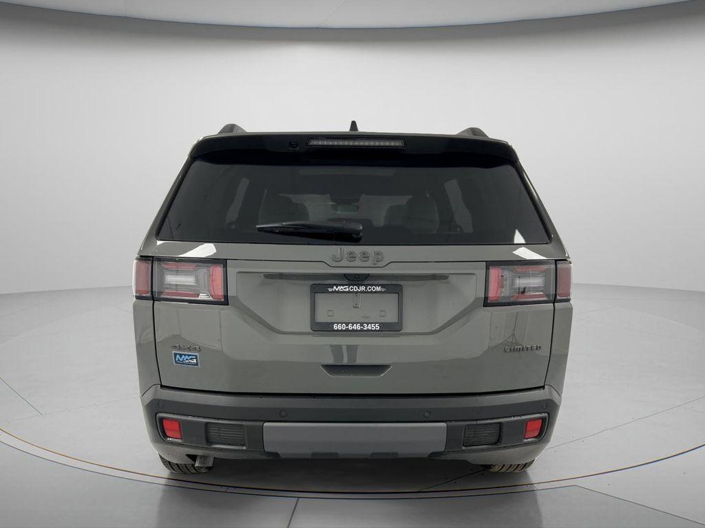 new 2026 Jeep Cherokee car, priced at $38,084