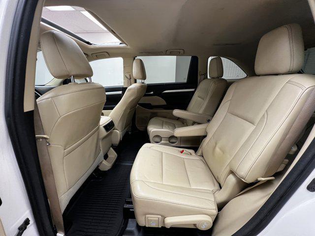 used 2015 Toyota Highlander car, priced at $16,597