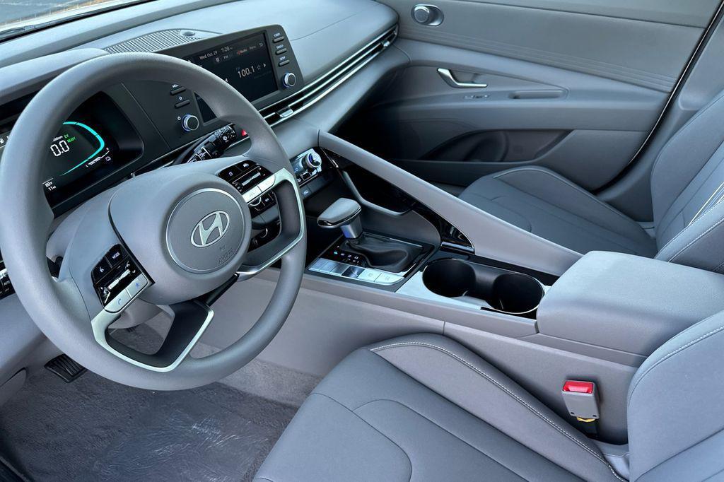 new 2026 Hyundai ELANTRA HEV car, priced at $27,051