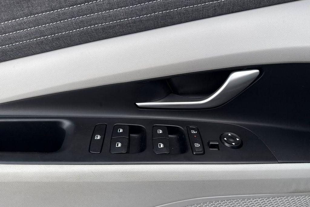 used 2025 Hyundai ELANTRA HEV car