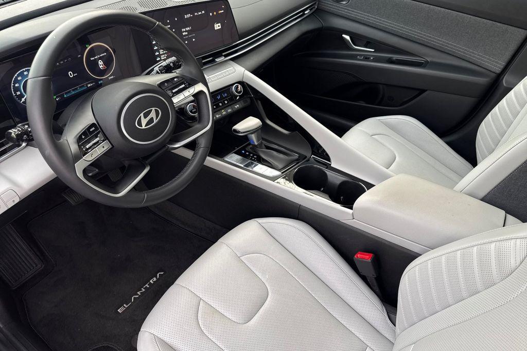 used 2025 Hyundai ELANTRA HEV car