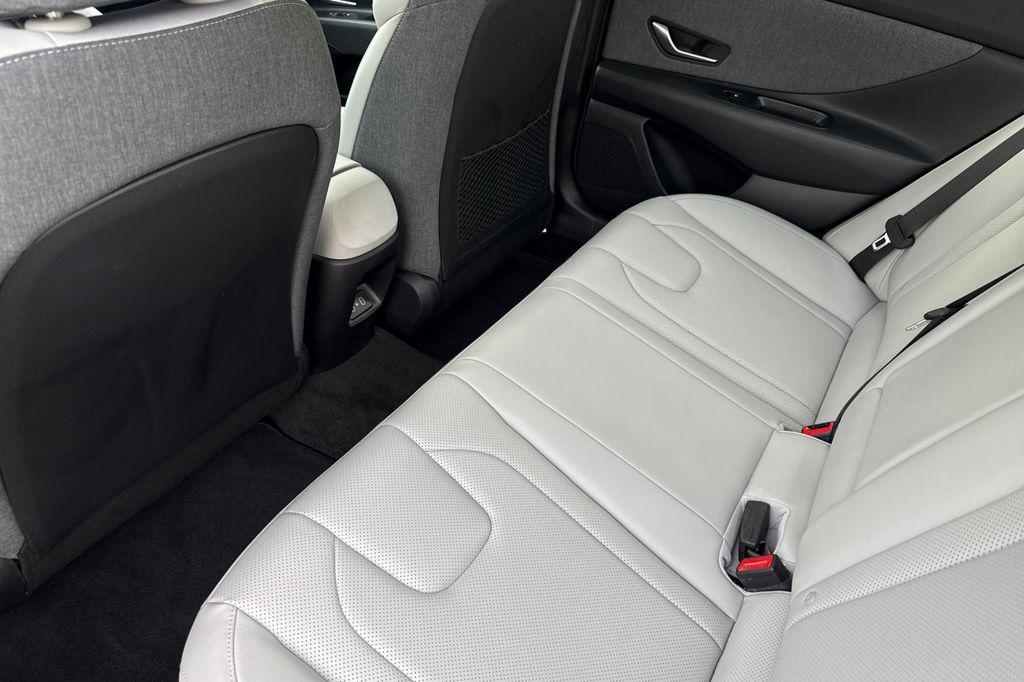 used 2025 Hyundai ELANTRA HEV car