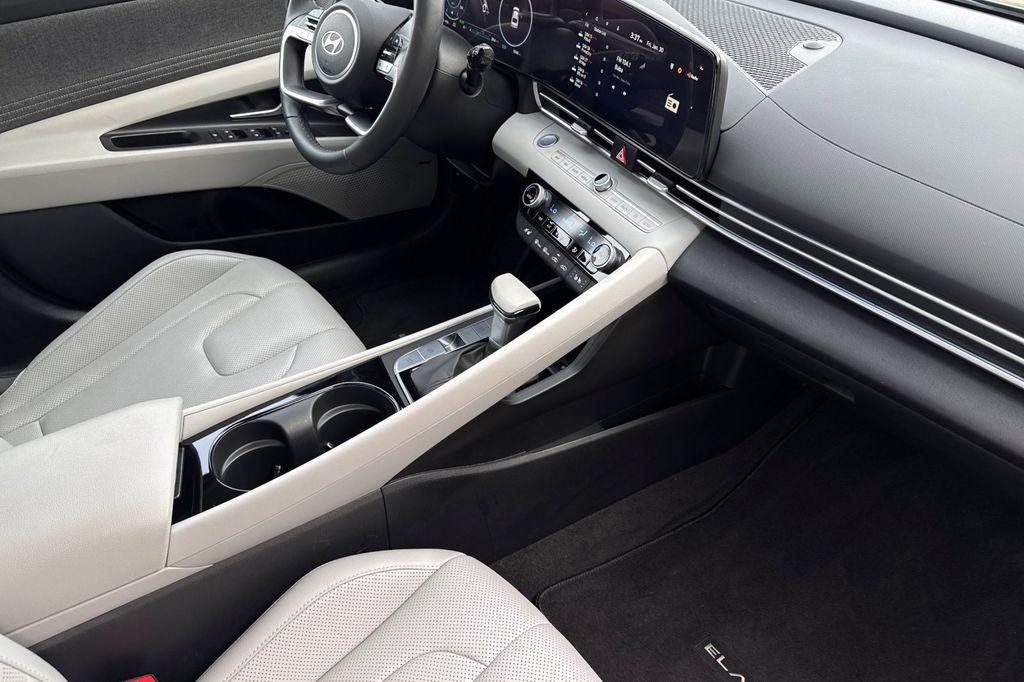 used 2025 Hyundai ELANTRA HEV car