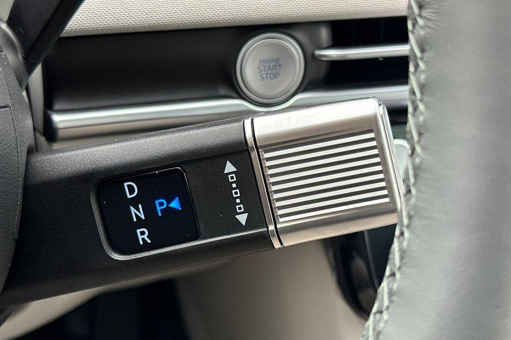 new 2026 Hyundai TUCSON Hybrid car, priced at $42,775