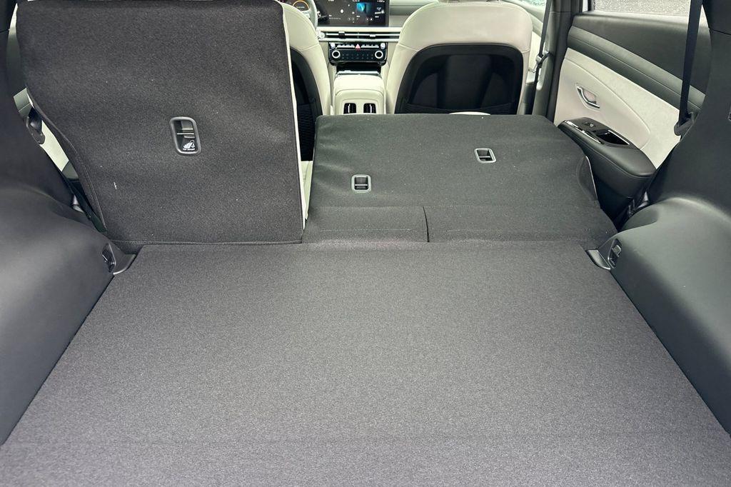 new 2026 Hyundai TUCSON Hybrid car, priced at $42,775