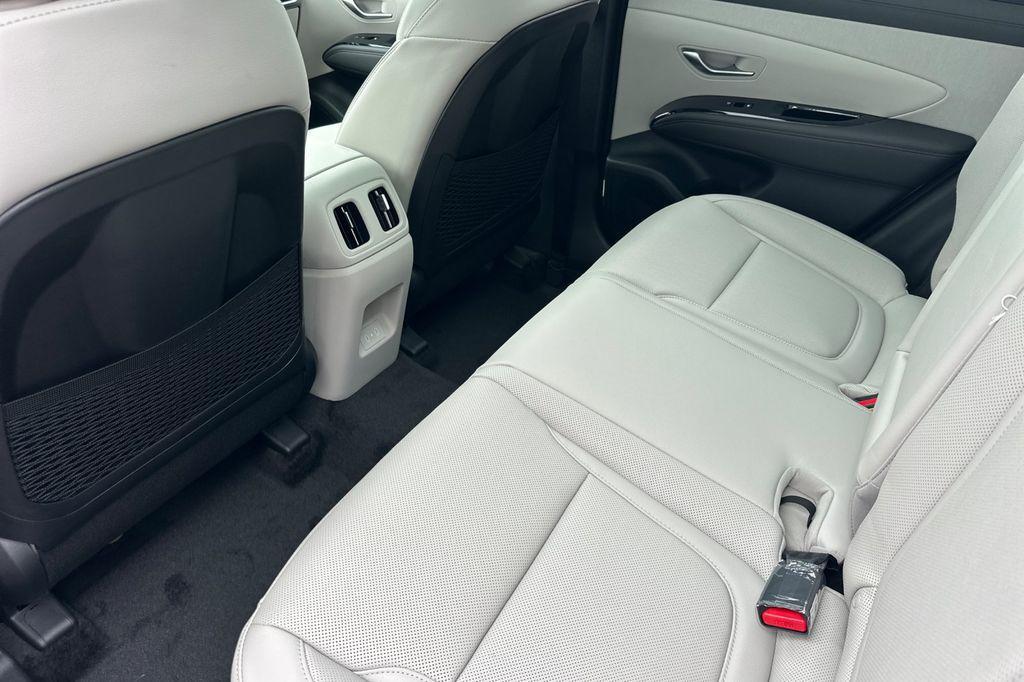 new 2026 Hyundai TUCSON Hybrid car, priced at $42,775