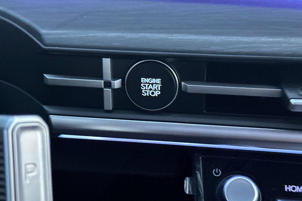 new 2025 Hyundai Santa Fe car, priced at $48,065