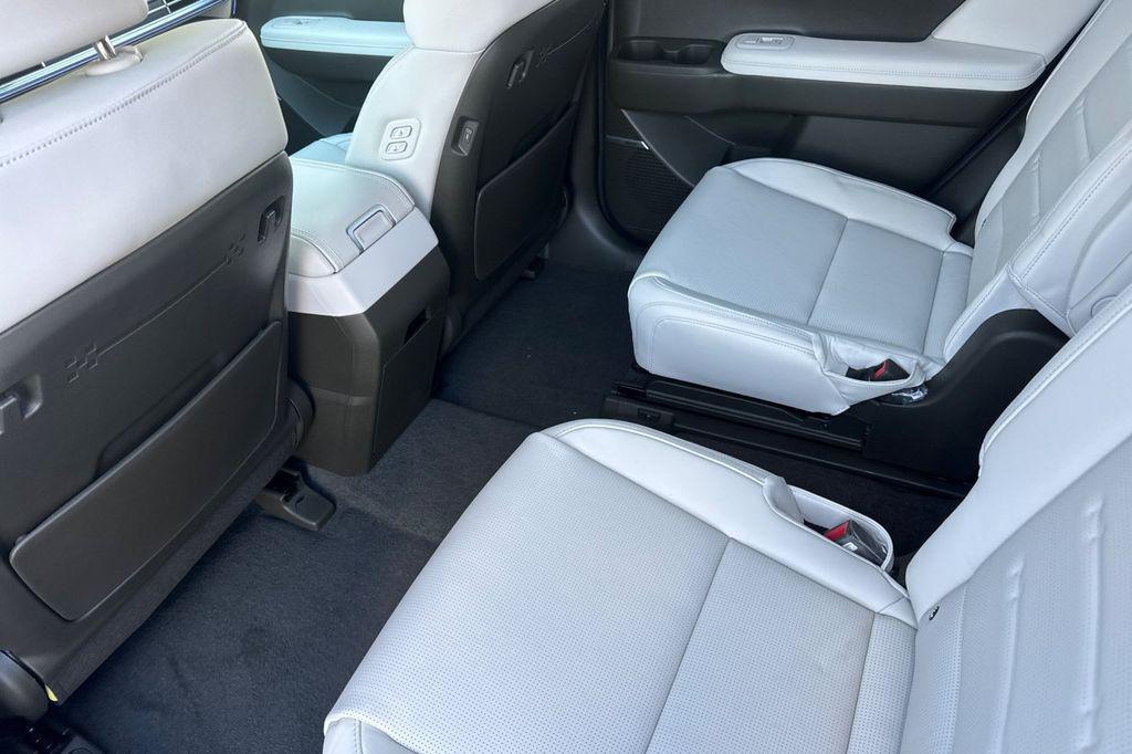 new 2025 Hyundai Santa Fe car, priced at $49,749