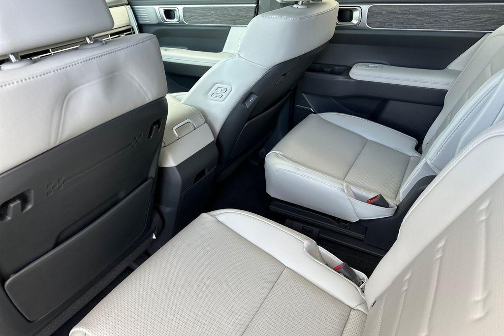 new 2025 Hyundai SANTA FE HEV car, priced at $49,325