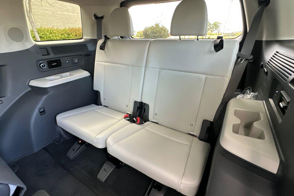 new 2025 Hyundai SANTA FE HEV car, priced at $49,325