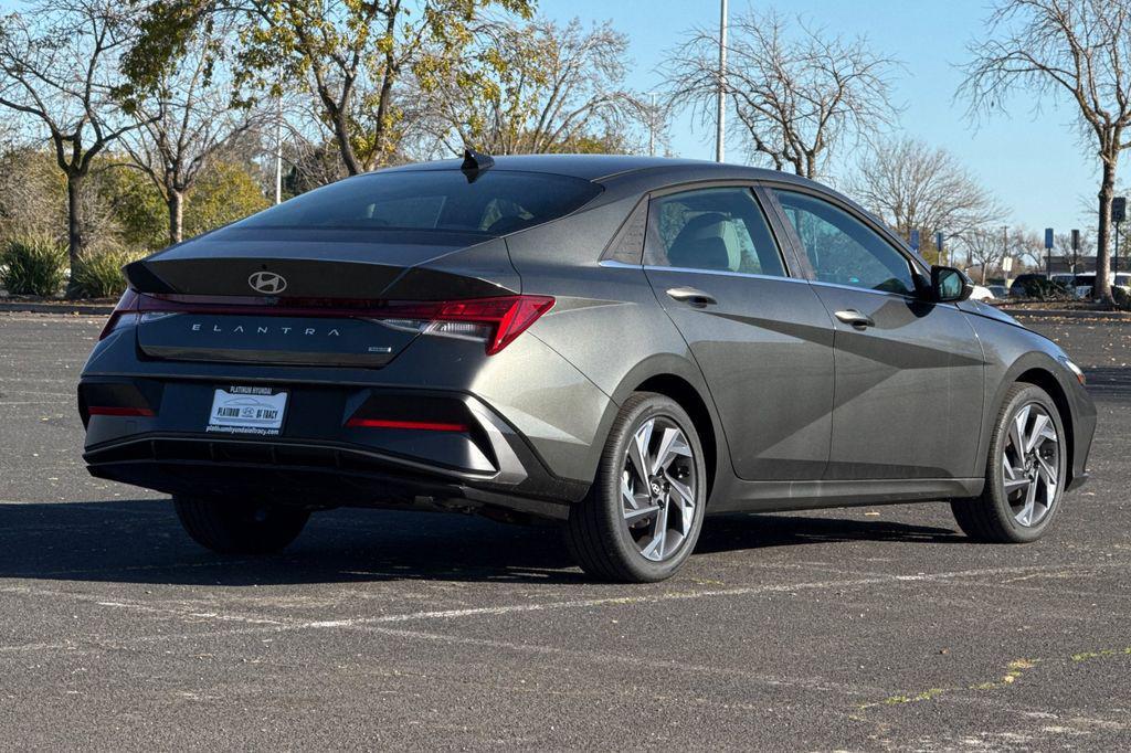 new 2026 Hyundai ELANTRA HEV car, priced at $30,768