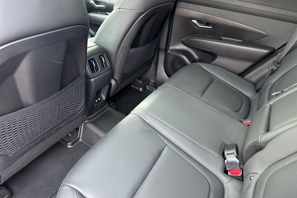 used 2025 Hyundai TUCSON Hybrid car, priced at $34,698