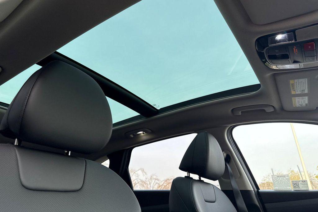 used 2025 Hyundai TUCSON Hybrid car, priced at $34,698