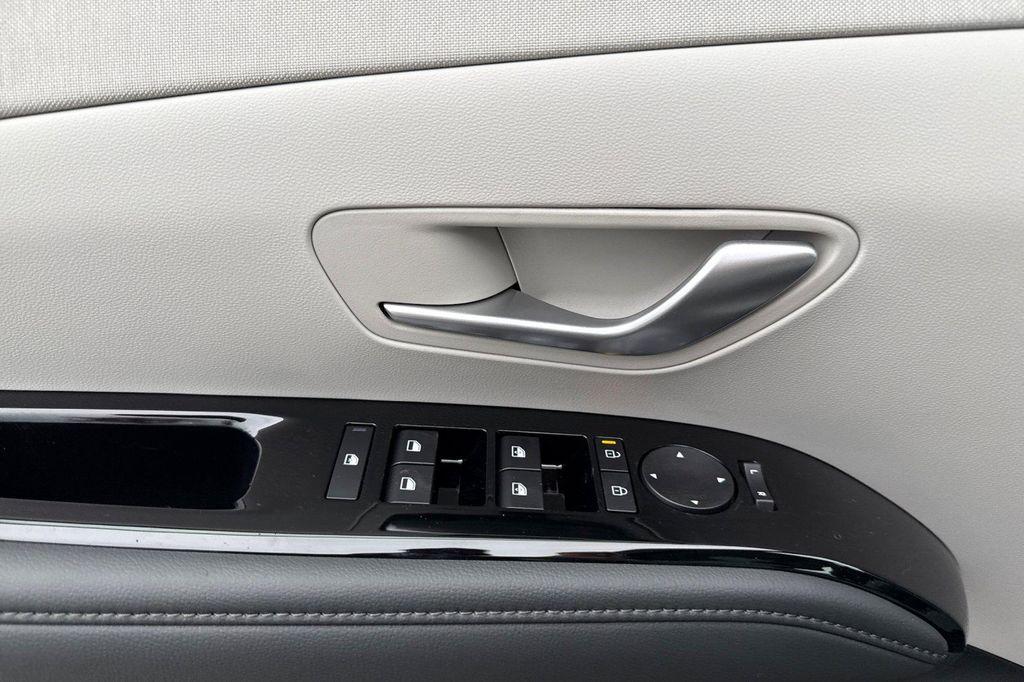 new 2026 Hyundai TUCSON Hybrid car, priced at $43,360